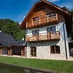 Pod Bukom Apartmanhotel *