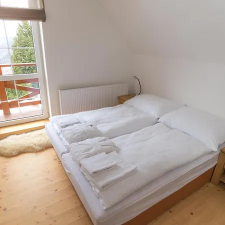 Pod Bukom Apartmanhotel *